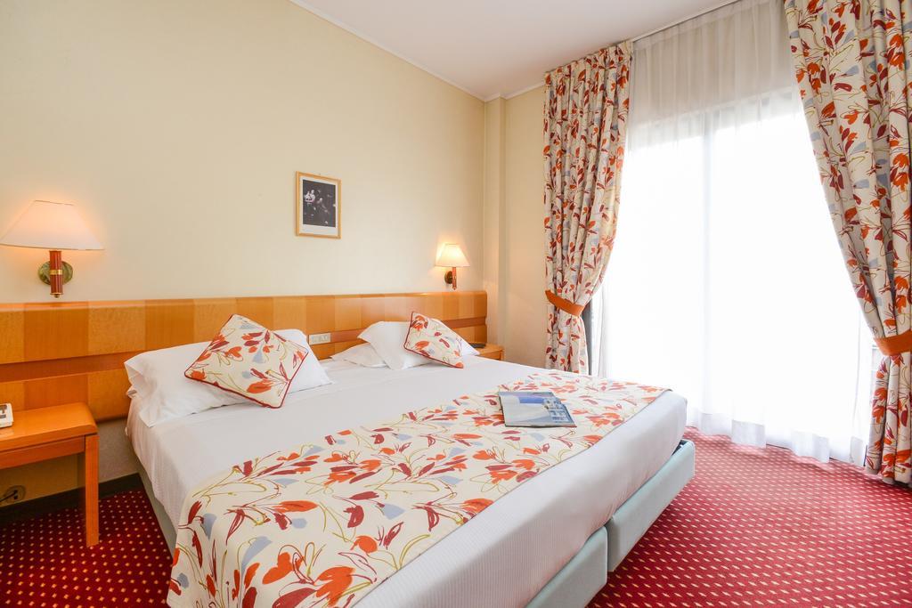 Oliveto 4* Desenzano del Garda