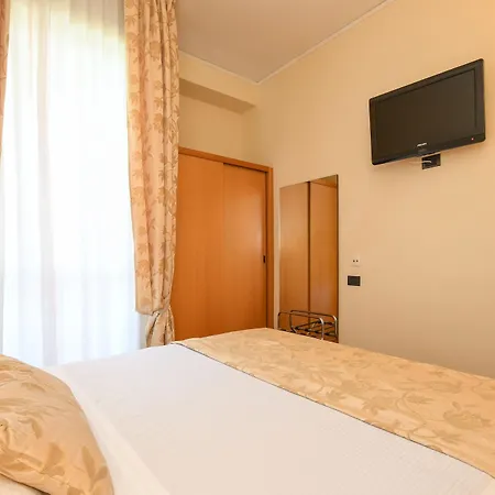 Hotel Oliveto Desenzano del Garda Esterno foto