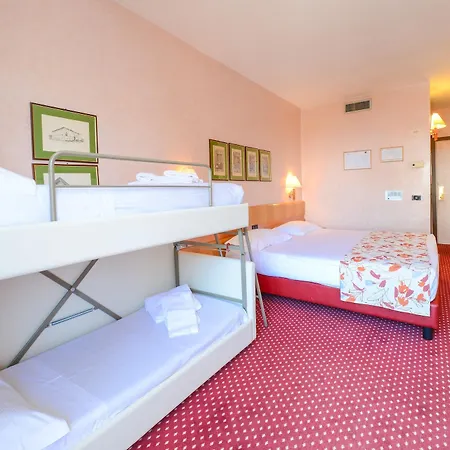 Hotel Oliveto Desenzano del Garda Esterno foto