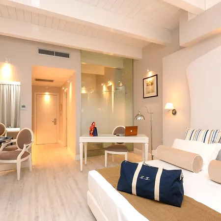 Hotel Oliveto Desenzano del Garda Esterno foto
