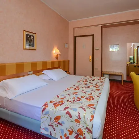 Hotel Oliveto Desenzano del Garda Esterno foto