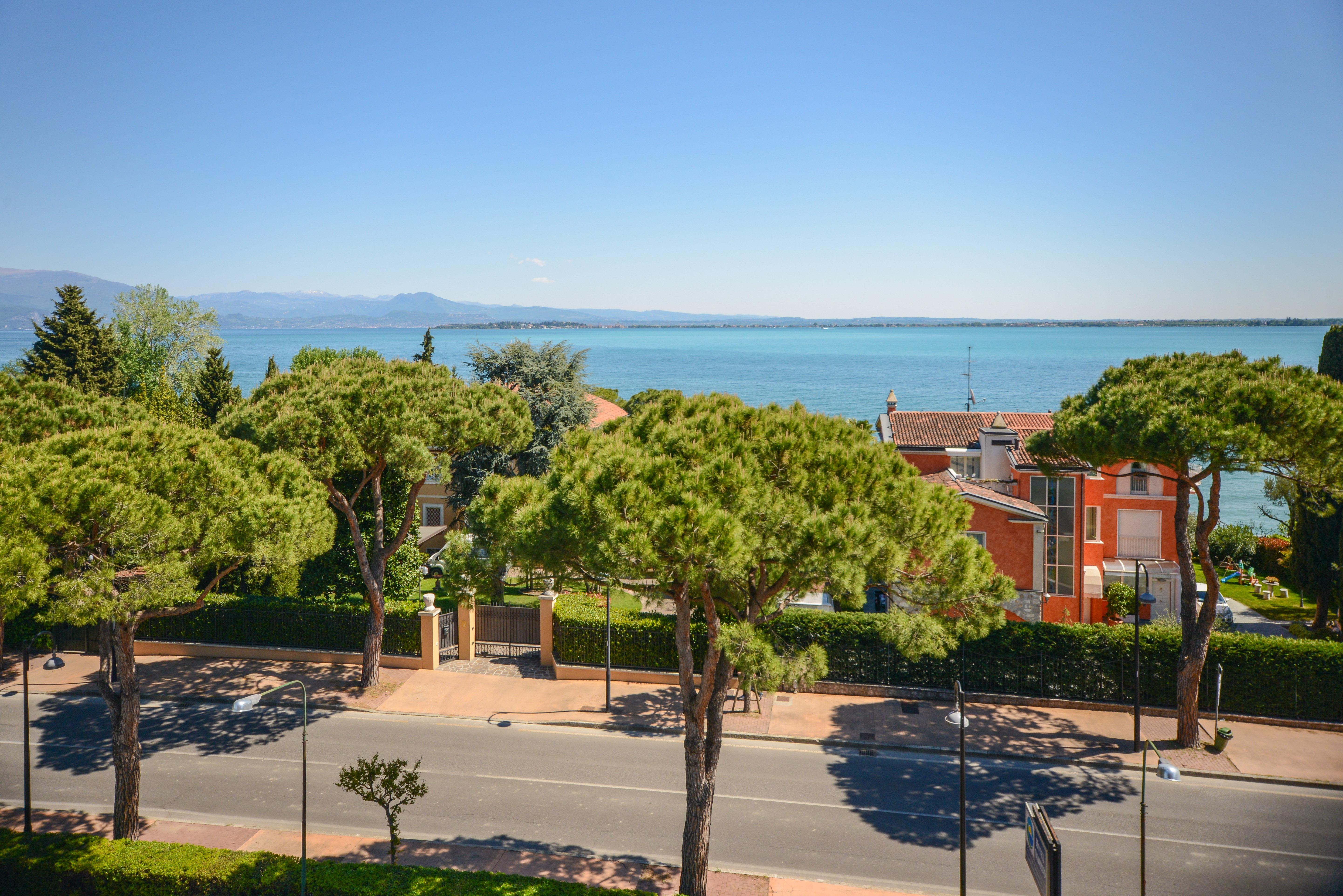 Hotel Oliveto 4*